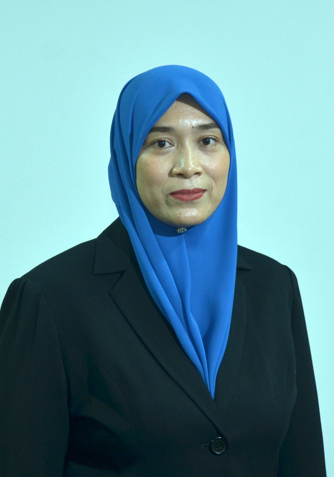 Nama: Salmiah Binti Salleh